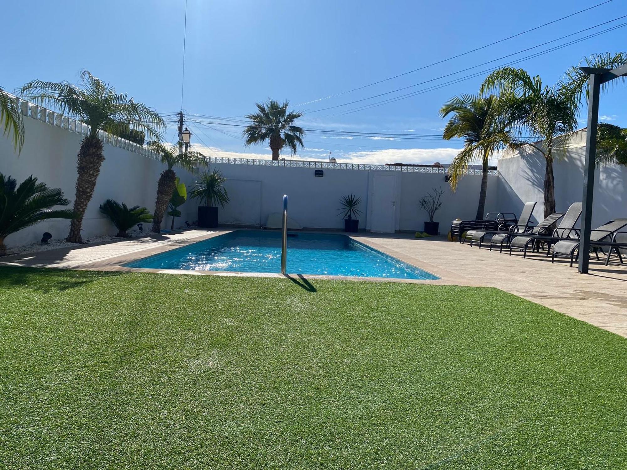Campoamor Villa & Private Pool, Garden & Roof Terraces Distant Sea Views Orihuela Kültér fotó